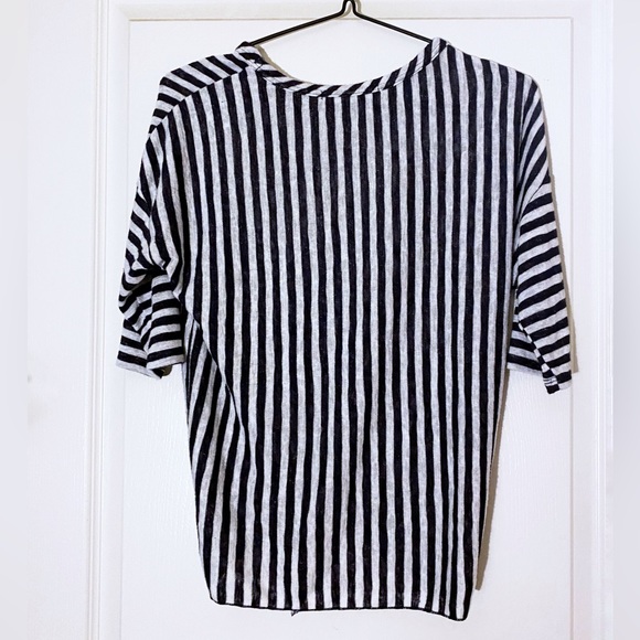 COIN 1804 LOS ANGELES  black and white striped shirt size M - Picture 2 of 6